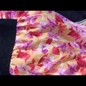 XXS Gorgeous Lularoe Lucy. New With tags